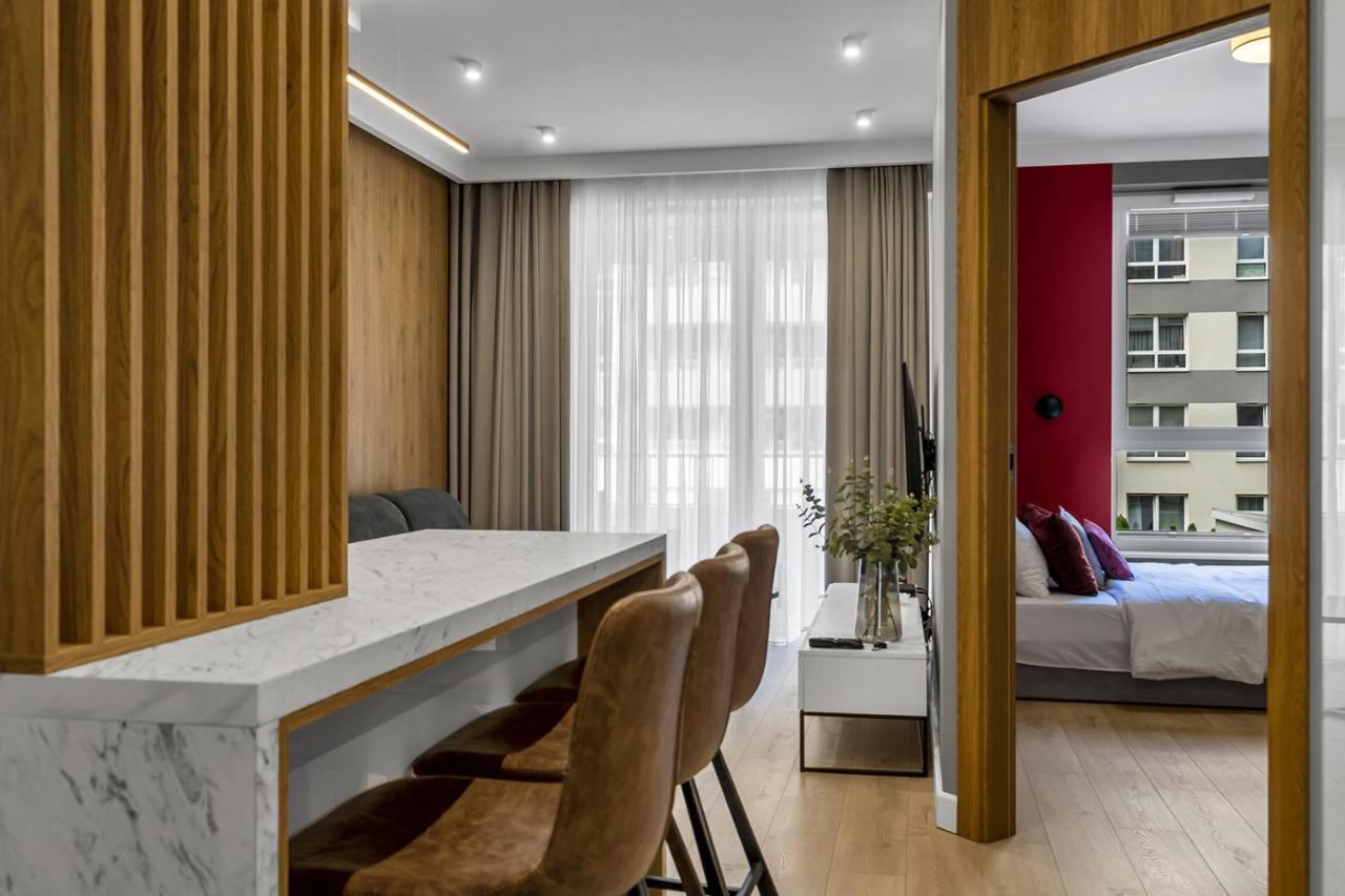 Lotnisko Chopina Modern Apartment 华沙 外观 照片