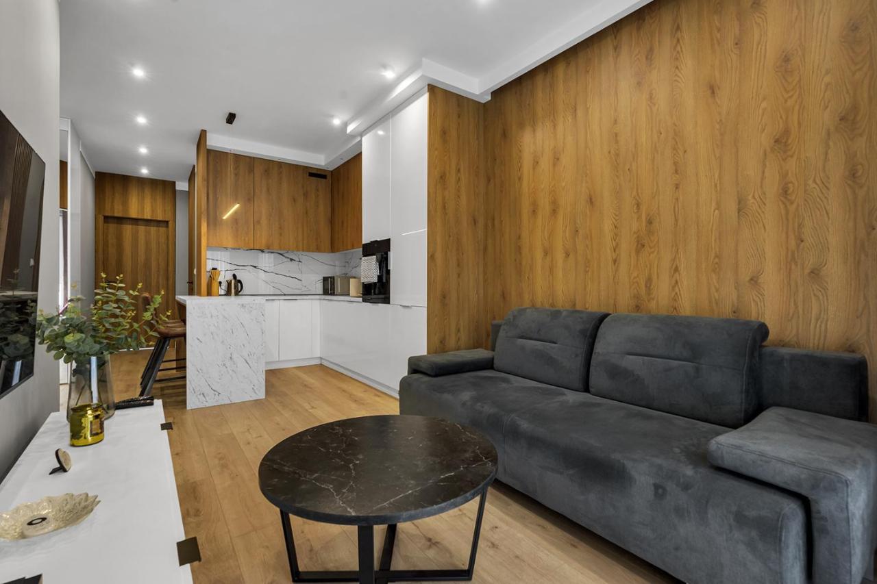 Lotnisko Chopina Modern Apartment 华沙 外观 照片